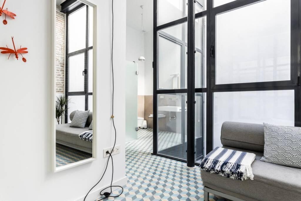 Apartament Pop Art, Alameda De Hercules,loft Casco Antiguo *